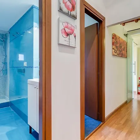 The Librari Apartment *
